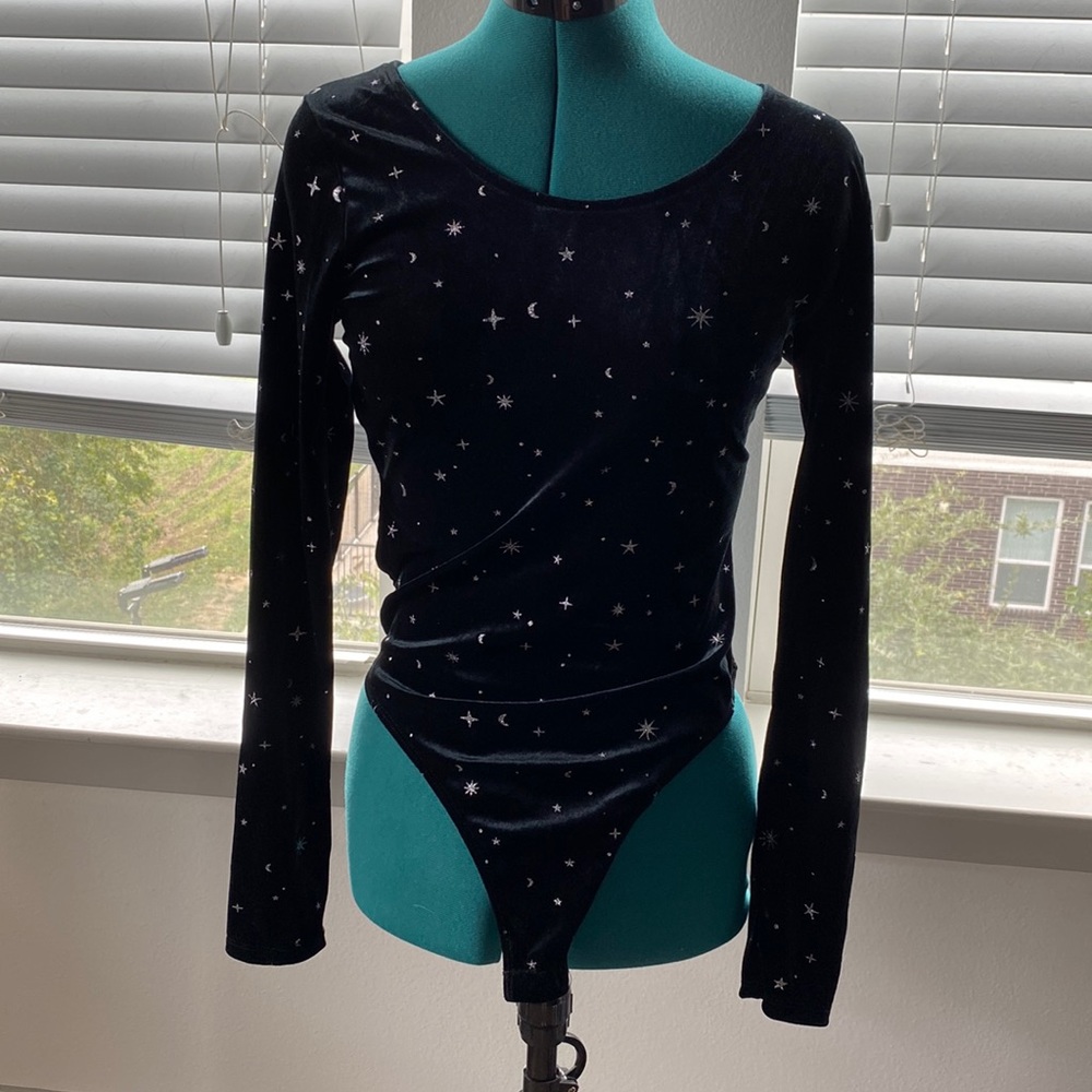 Wild fable black and silver velvet long sleeve romper